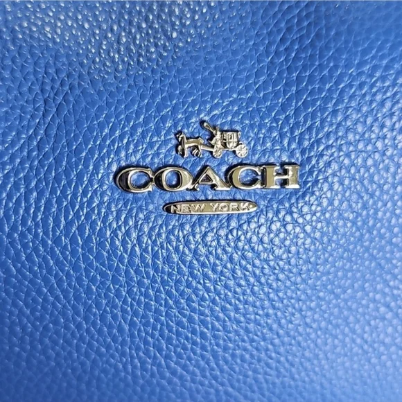 Coach F38250 Harley East West Hobo Medium Blue Pebbled Leather EUC - Picture 4 of 10